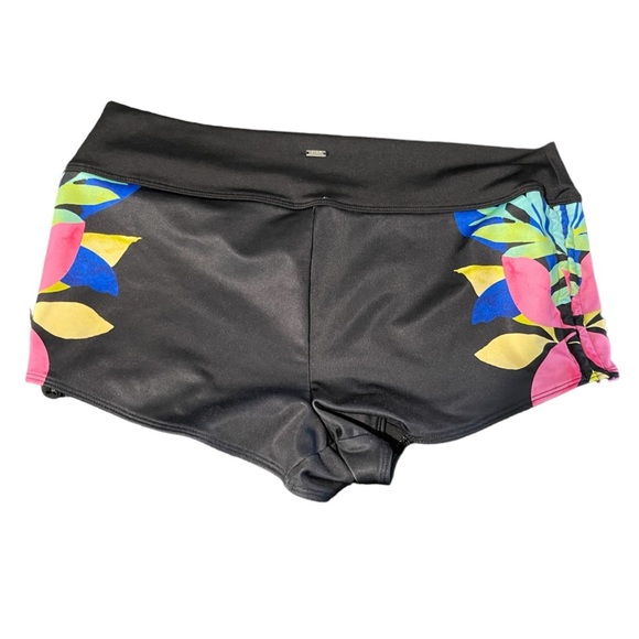 Victoria’s Secret PINK active sport shorts - Picture 6 of 7